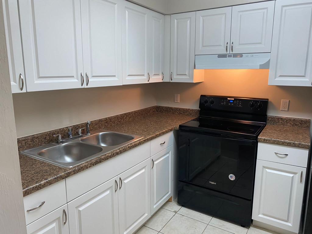 1418 Southeast 8th Terrace - 3